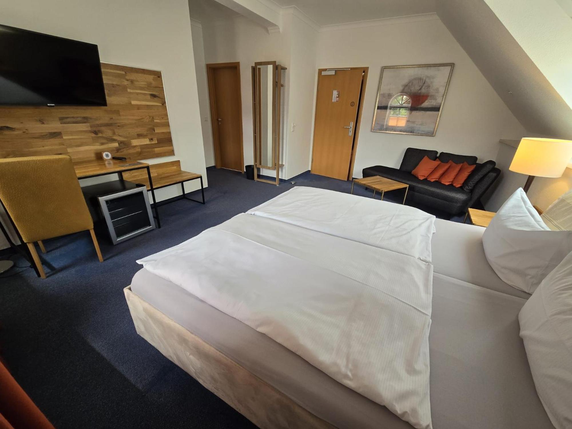 Hotel "Pension Marlis" Garni Reichenberg  エクステリア 写真