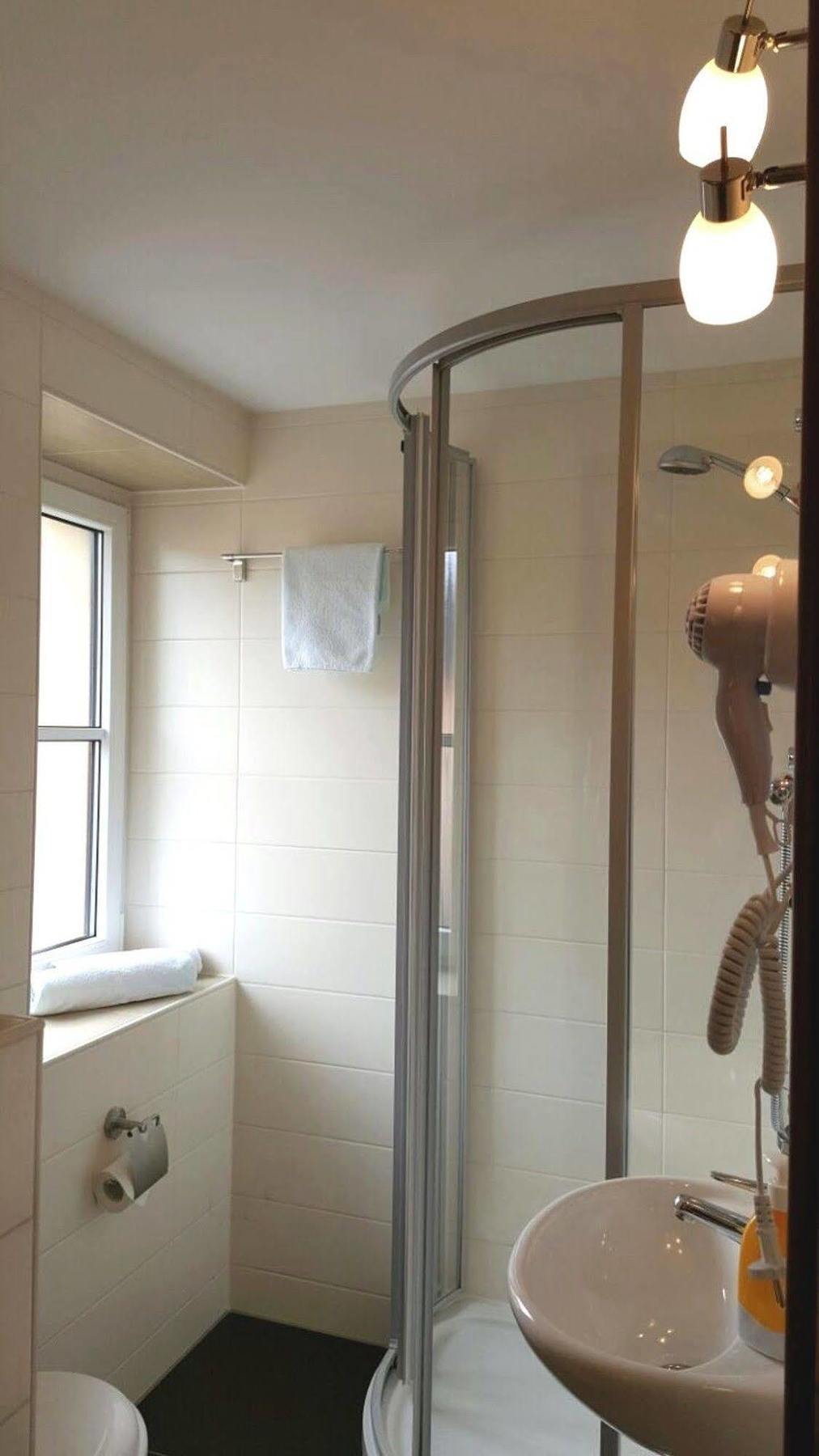 Hotel "Pension Marlis" Garni Reichenberg  エクステリア 写真