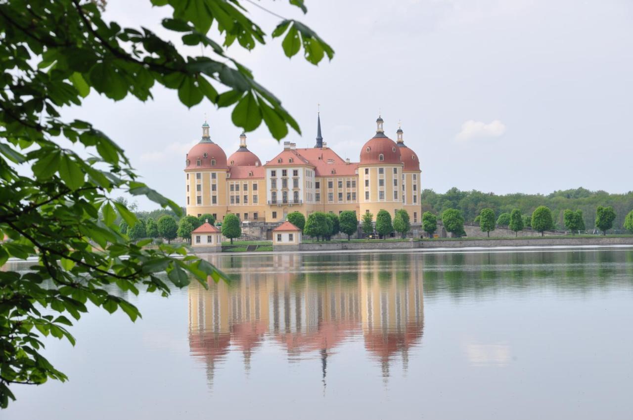 Hotel "Pension Marlis" Garni Reichenberg  部屋 写真